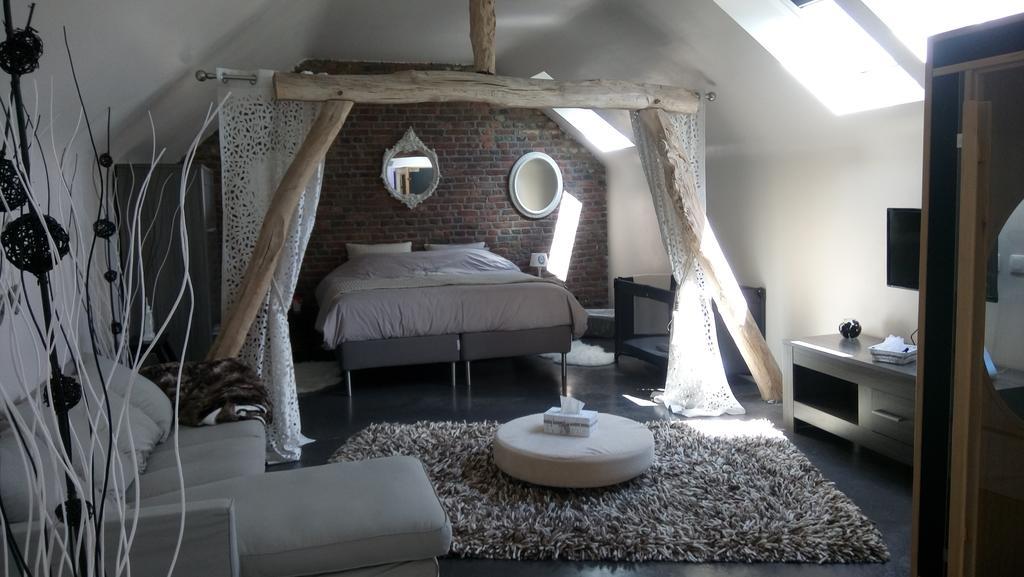 La Renaissance Villa Villers-l'Eveque Kültér fotó